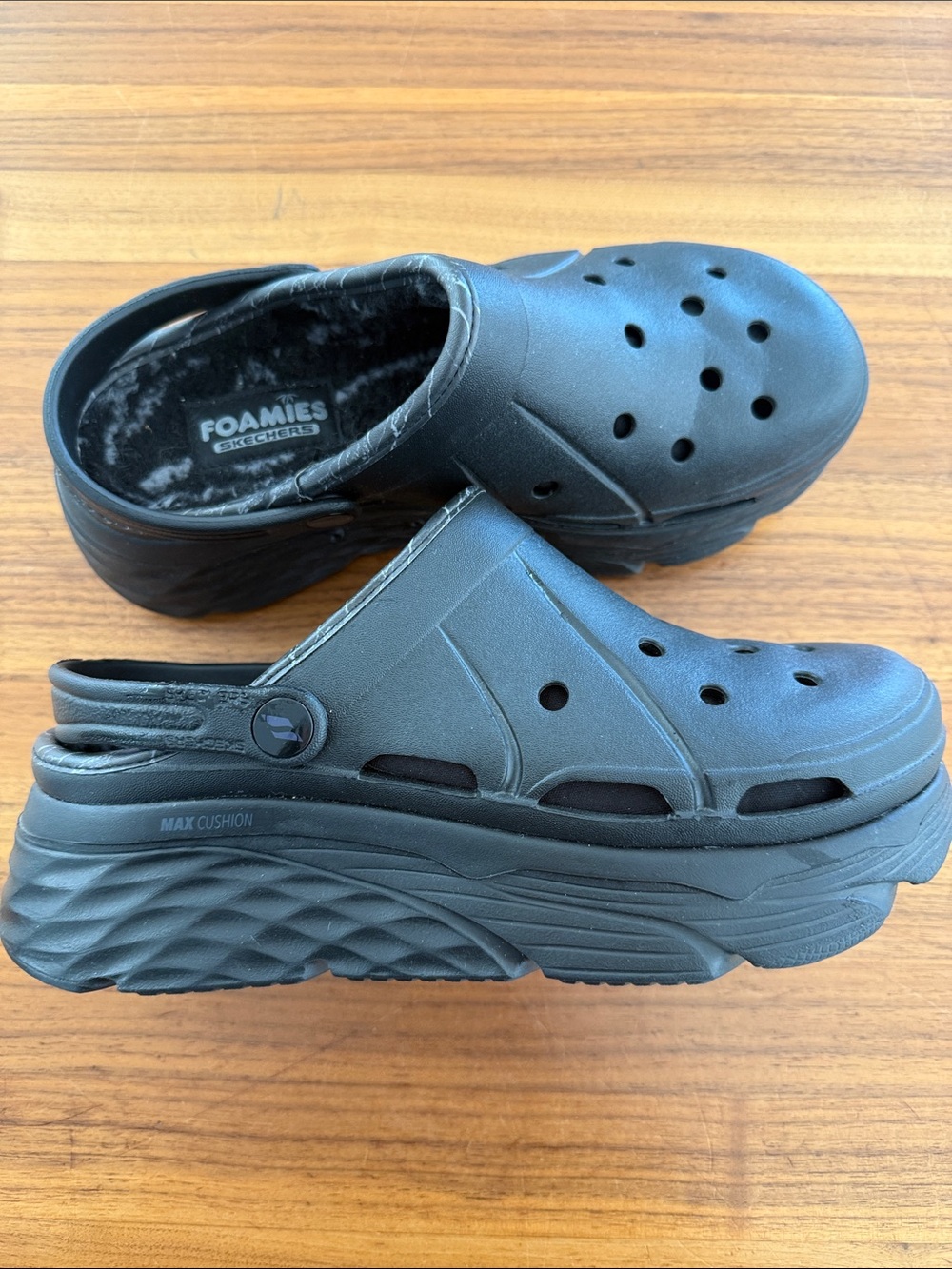 NWOT Skechers Foamies Max Cushioning clog sz 8 - Picture 2 of 5